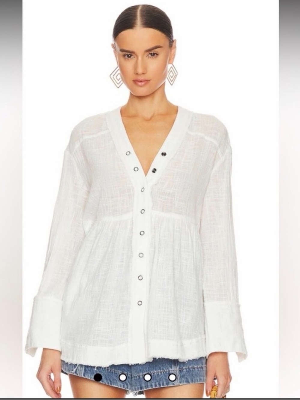We The Free White Button-Front Gauze Blouse